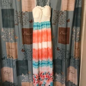 Maxi dress